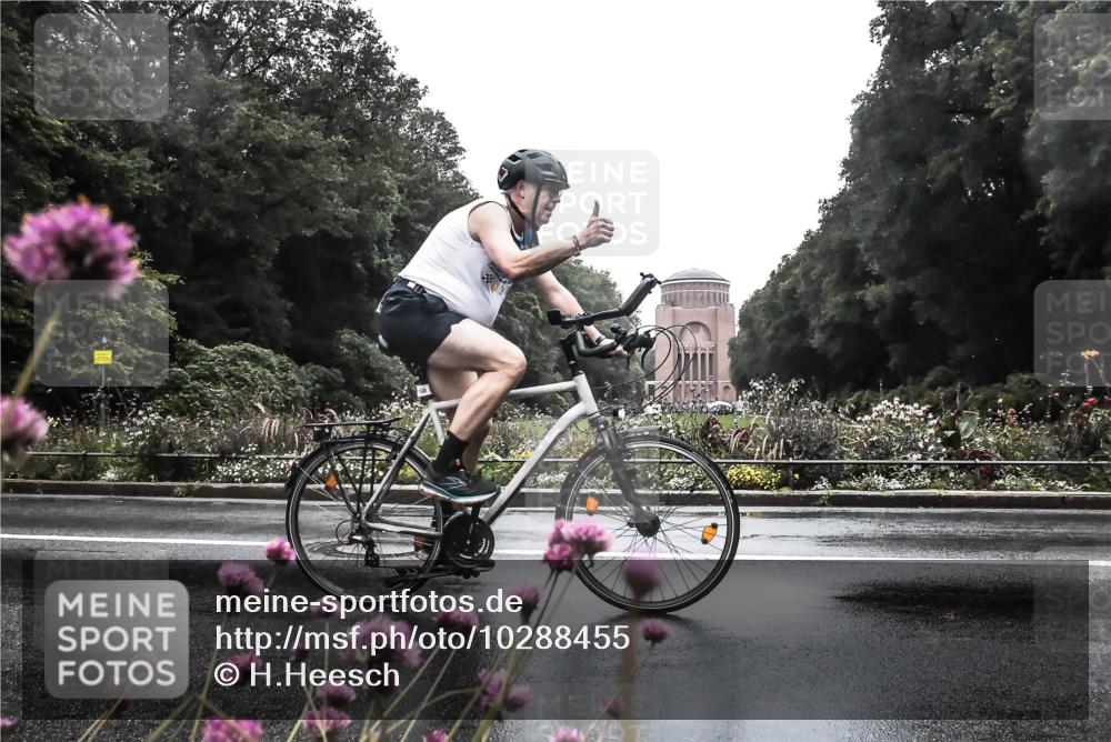 13.09.2026 - Stadtparktriathlon H.Heesch http://msf.ph/oto/10288455 13.09.2026 12:45:27 Radfahren 1088, 1120, 1225, 1226, 1280 meine-sportfotos.de