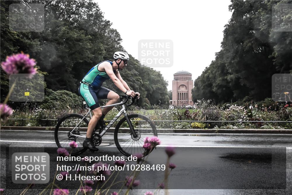 13.09.2026 - Stadtparktriathlon H.Heesch http://msf.ph/oto/10288469 13.09.2026 12:45:42 Radfahren 1137, 1138, 1194, 1254 meine-sportfotos.de