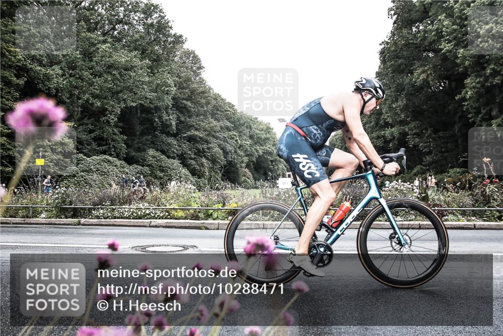 13.09.2026 - Stadtparktriathlon H.Heesch http://msf.ph/oto/10288471 13.09.2026 11:34:15 Radfahren 625, 746, 795, 820, 885 meine-sportfotos.de