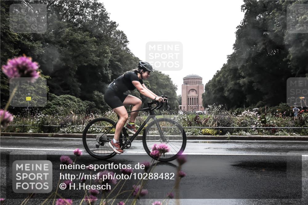 13.09.2026 - Stadtparktriathlon H.Heesch http://msf.ph/oto/10288482 13.09.2026 12:45:50 Radfahren 1087, 1153, 1255 meine-sportfotos.de