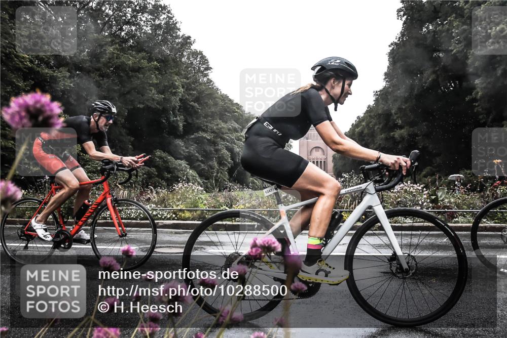 13.09.2026 - Stadtparktriathlon H.Heesch http://msf.ph/oto/10288500 13.09.2026 12:45:58 Radfahren 1136, 1228, 1232, 1242, 1245, 1261, 1282 meine-sportfotos.de
