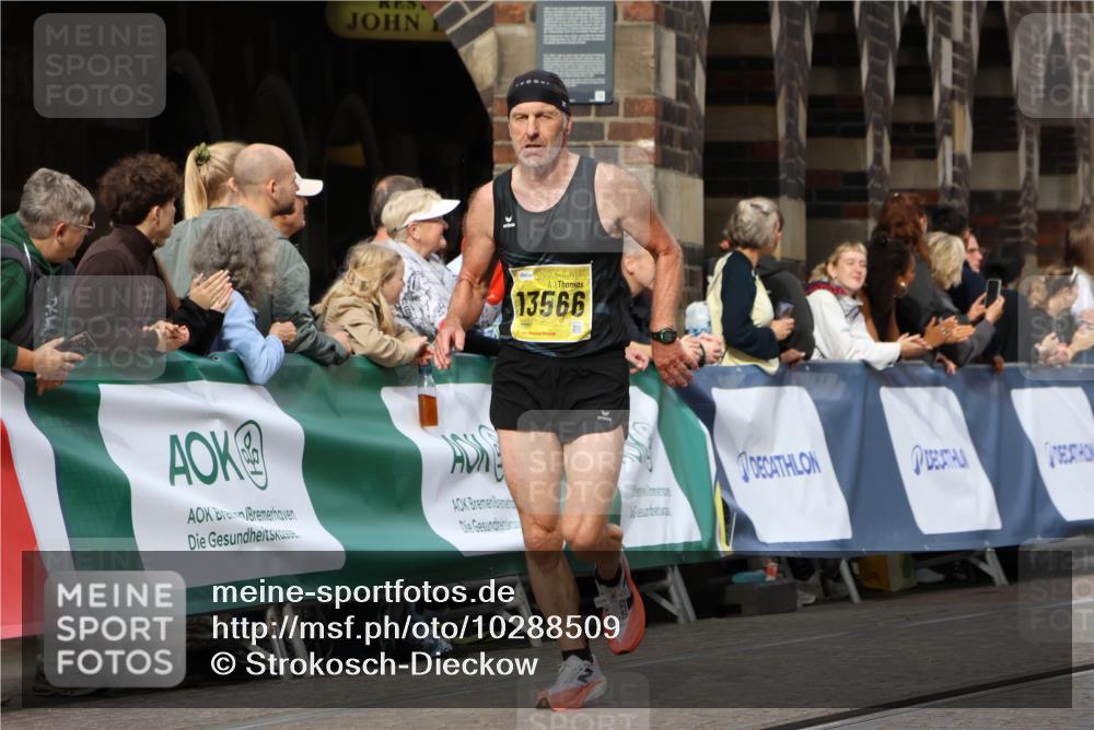 13.09.2026 - 21. swb-Marathon Bremen Strokosch-Dieckow http://msf.ph/oto/10288509 13.09.2026 10:40:39 Ziel 11373, 13616, 10575, 11903, 12477 meine-sportfotos.de