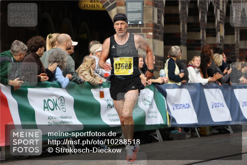 13.09.2026 - 21. swb-Marathon Bremen Strokosch-Dieckow http://msf.ph/oto/10288518 13.09.2026 10:40:39 Ziel 11373, 13616, 10575, 11903, 12477 meine-sportfotos.de