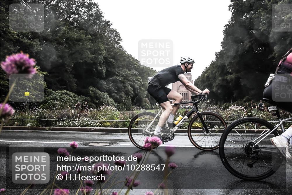 13.09.2026 - Stadtparktriathlon H.Heesch http://msf.ph/oto/10288547 13.09.2026 12:46:23 Radfahren 1098, 1101, 1204 meine-sportfotos.de