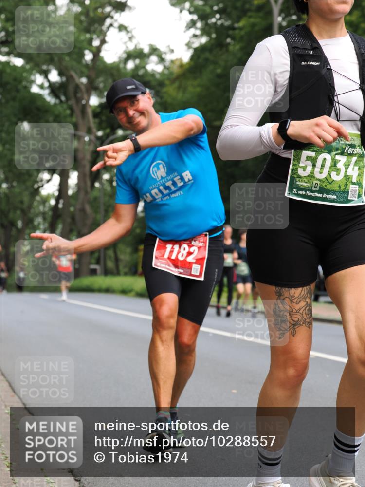 13.09.2026 - 21. swb-Marathon Bremen TobiasT http://msf.ph/oto/10288557 13.09.2026 12:25:05 Laufen 5034, 21, 026, 1182 meine-sportfotos.de