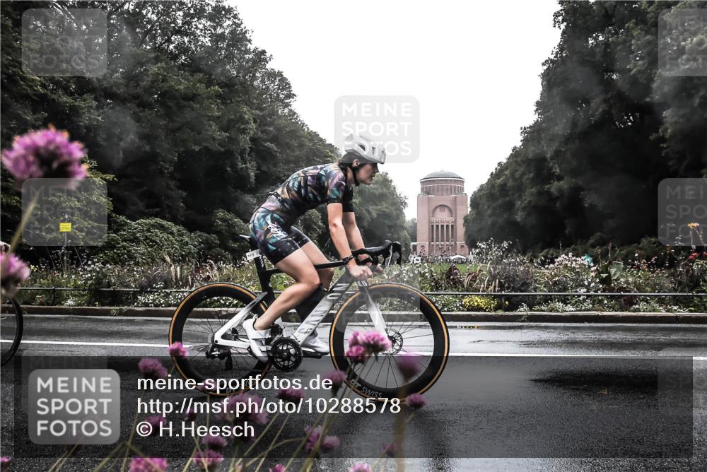 13.09.2026 - Stadtparktriathlon H.Heesch http://msf.ph/oto/10288578 13.09.2026 12:46:38 Radfahren 1111, 1149, 1152, 1179, 1299 meine-sportfotos.de