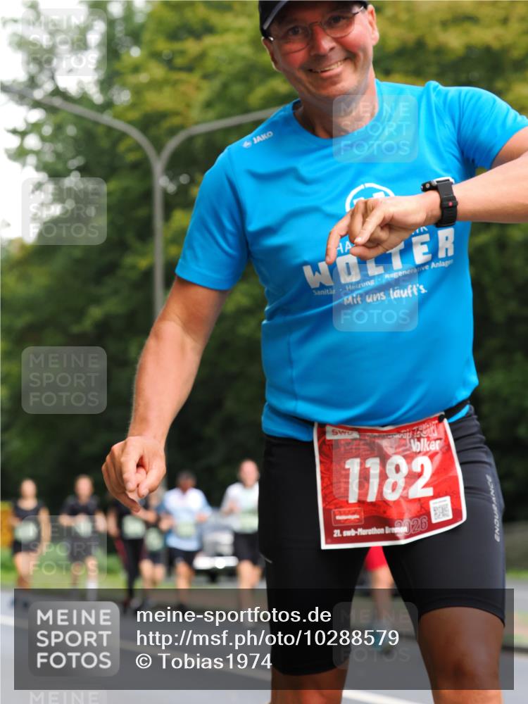 13.09.2026 - 21. swb-Marathon Bremen TobiasT http://msf.ph/oto/10288579 13.09.2026 12:25:06 Laufen 1182, 21, 26 meine-sportfotos.de