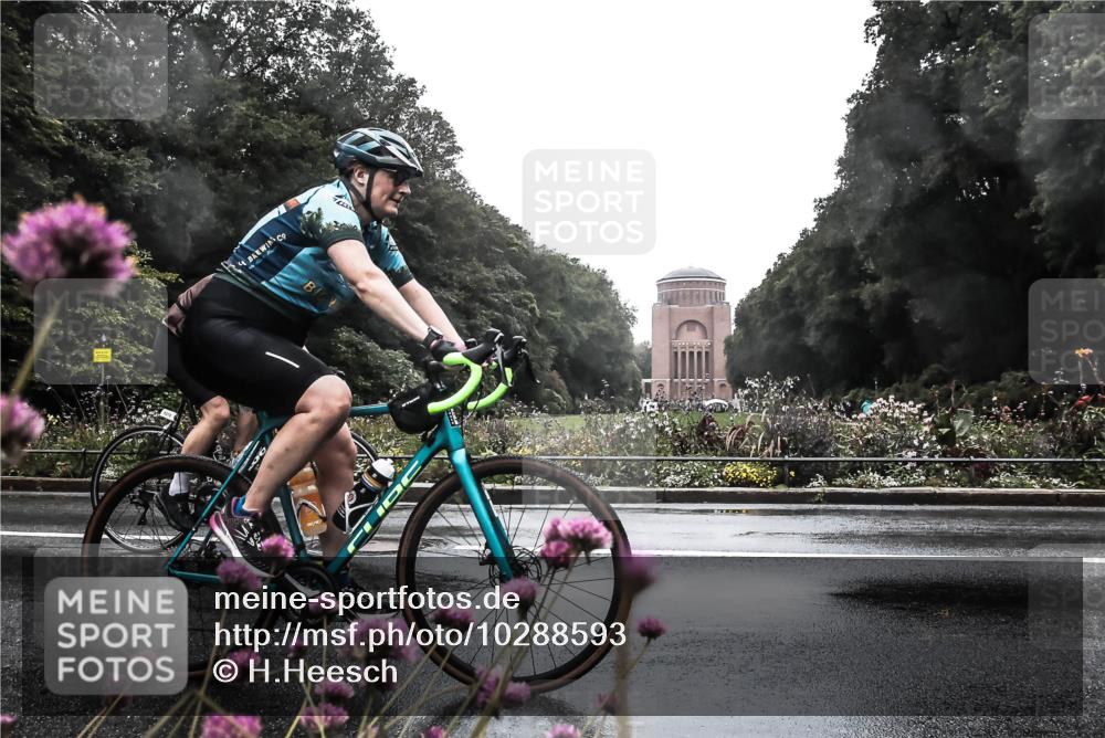 13.09.2026 - Stadtparktriathlon H.Heesch http://msf.ph/oto/10288593 13.09.2026 12:46:43 Radfahren 1072, 1083, 1146, 1273, 1294 meine-sportfotos.de