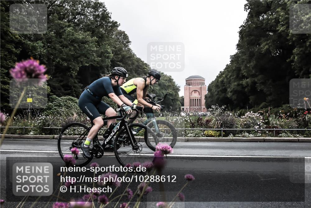 13.09.2026 - Stadtparktriathlon H.Heesch http://msf.ph/oto/10288612 13.09.2026 11:35:59 Radfahren 713, 794, 798, 803, 862 meine-sportfotos.de