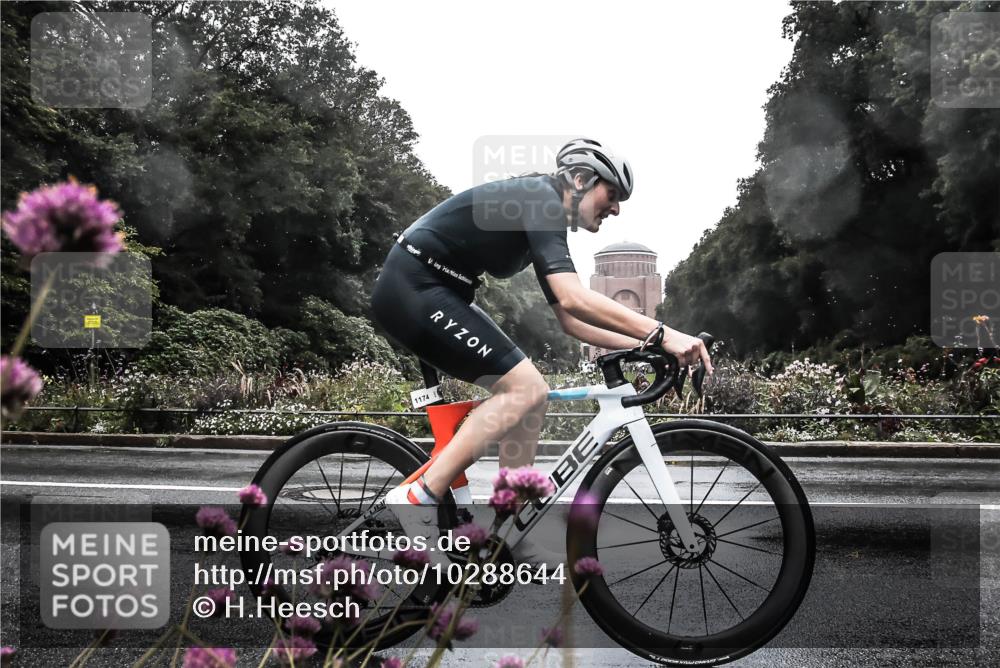 13.09.2026 - Stadtparktriathlon H.Heesch http://msf.ph/oto/10288644 13.09.2026 12:47:11 Radfahren 1174, 1262 meine-sportfotos.de