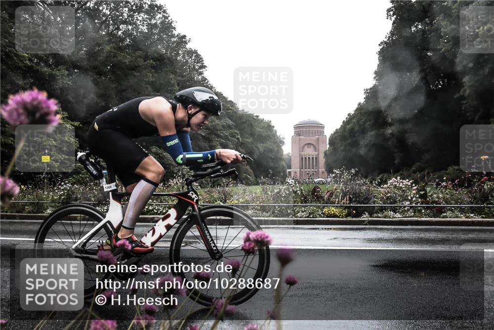 13.09.2026 - Stadtparktriathlon H.Heesch http://msf.ph/oto/10288687 13.09.2026 12:47:49 Radfahren 1308 meine-sportfotos.de