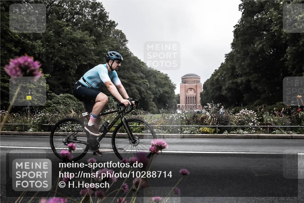 13.09.2026 - Stadtparktriathlon H.Heesch http://msf.ph/oto/10288714 13.09.2026 11:36:52 Radfahren 591, 643, 749, 789 meine-sportfotos.de