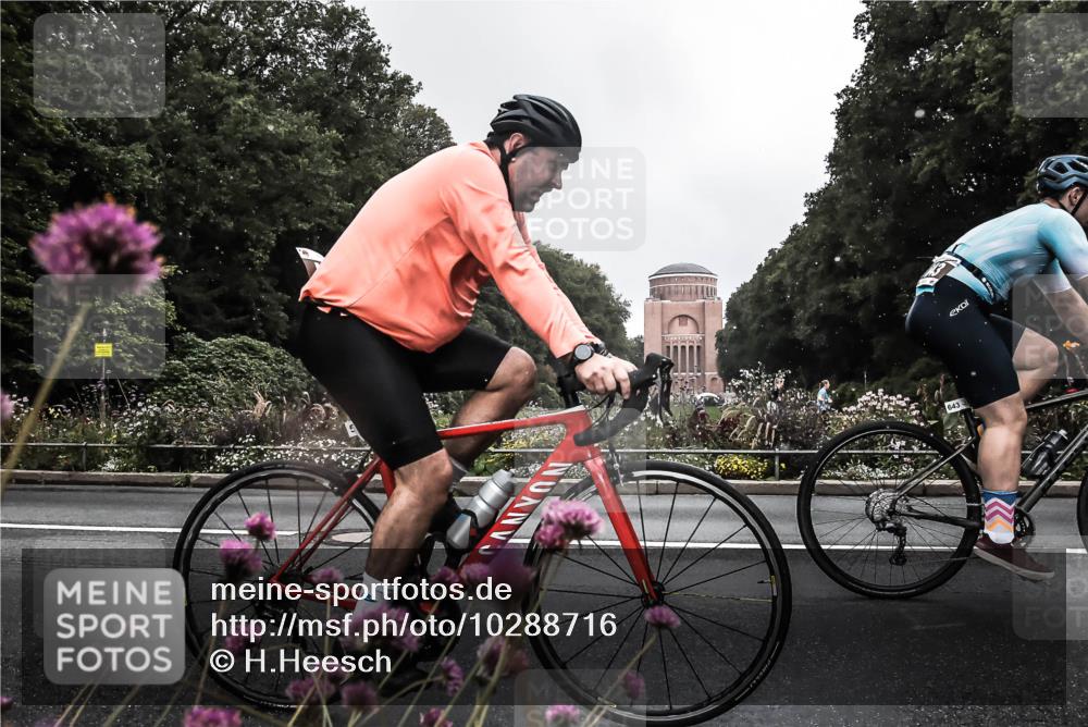 13.09.2026 - Stadtparktriathlon H.Heesch http://msf.ph/oto/10288716 13.09.2026 11:36:52 Radfahren 591, 643, 749, 789 meine-sportfotos.de