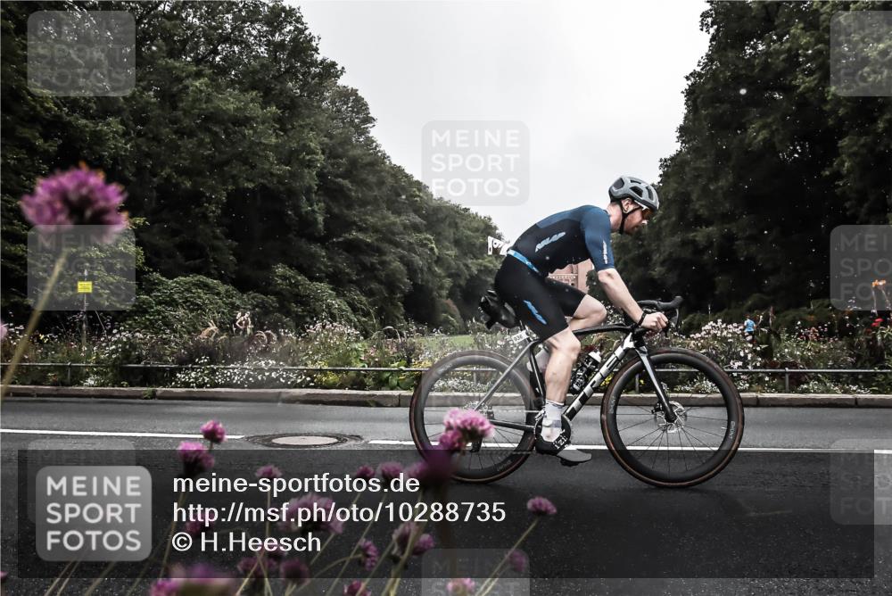 13.09.2026 - Stadtparktriathlon H.Heesch http://msf.ph/oto/10288735 13.09.2026 11:36:59 Radfahren 733, 799, 806, 830, 904, 963 meine-sportfotos.de