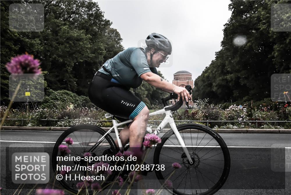 13.09.2026 - Stadtparktriathlon H.Heesch http://msf.ph/oto/10288738 13.09.2026 11:37:00 Radfahren 733, 799, 806, 830, 904, 963 meine-sportfotos.de