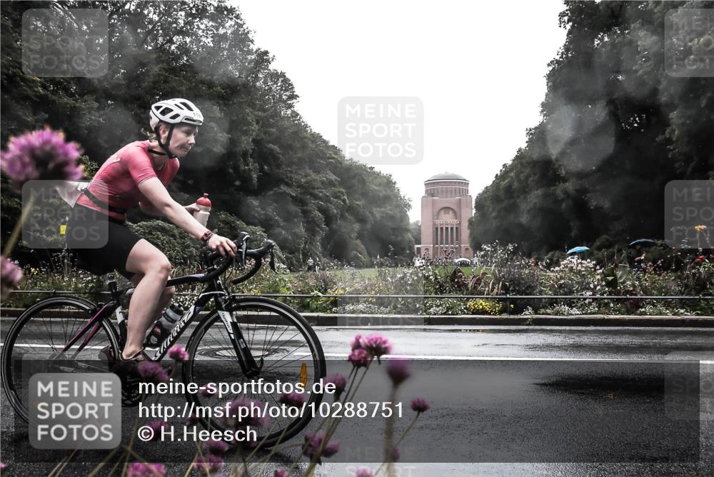 13.09.2026 - Stadtparktriathlon H.Heesch http://msf.ph/oto/10288751 13.09.2026 12:48:31 Radfahren 1127, 1186, 1235, 1271, 1272, 1275 meine-sportfotos.de