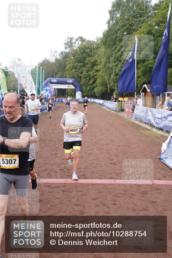13.09.2026 - Airport Race Dennis Weichert http://msf.ph/oto/10288754 13.09.2026 10:30:24 Ziel 4064, 4097, 4100, 5067, 5075, 5156, 5266, 5267, 5296, 5307, 5390, 5416, 5419 meine-sportfotos.de