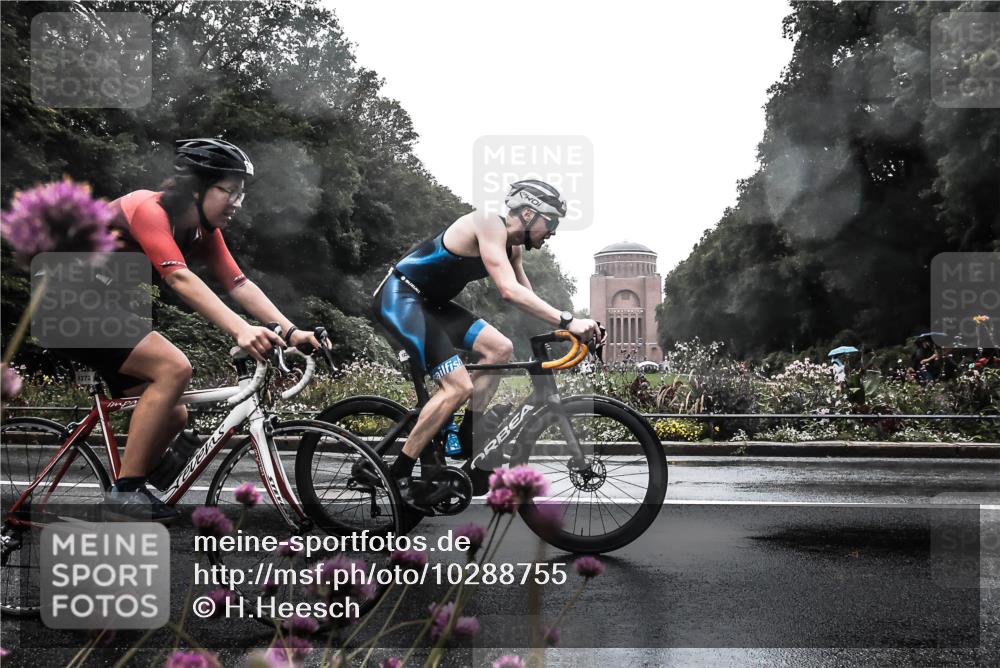 13.09.2026 - Stadtparktriathlon H.Heesch http://msf.ph/oto/10288755 13.09.2026 12:48:32 Radfahren 1127, 1186, 1235, 1271, 1272 meine-sportfotos.de