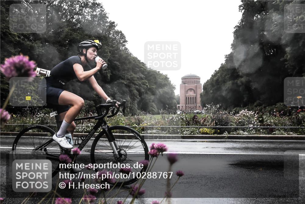 13.09.2026 - Stadtparktriathlon H.Heesch http://msf.ph/oto/10288767 13.09.2026 12:48:37 Radfahren 1127, 1191, 1271 meine-sportfotos.de