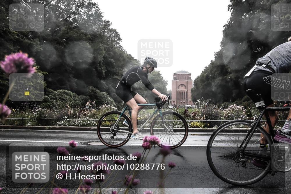 13.09.2026 - Stadtparktriathlon H.Heesch http://msf.ph/oto/10288776 13.09.2026 12:48:44 Radfahren 1198, 1241, 1265 meine-sportfotos.de
