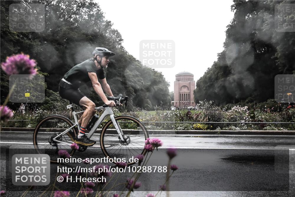 13.09.2026 - Stadtparktriathlon H.Heesch http://msf.ph/oto/10288788 13.09.2026 12:48:58 Radfahren 1099, 1131, 1135, 1205, 1234, 1263 meine-sportfotos.de