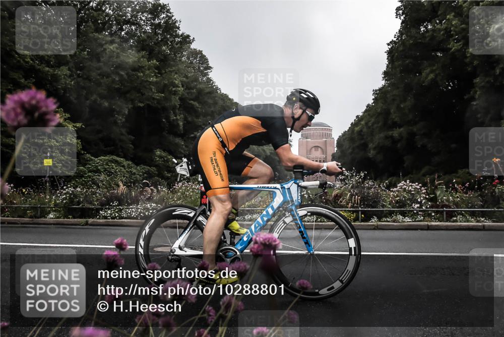 13.09.2026 - Stadtparktriathlon H.Heesch http://msf.ph/oto/10288801 13.09.2026 11:37:42 Radfahren 790, 824, 853, 903 meine-sportfotos.de