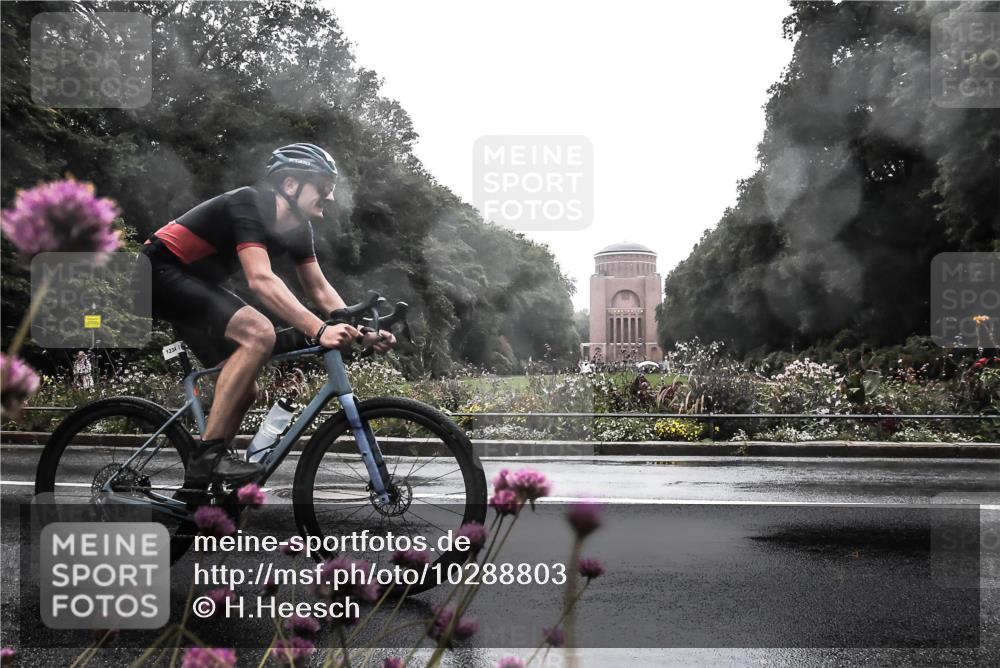 13.09.2026 - Stadtparktriathlon H.Heesch http://msf.ph/oto/10288803 13.09.2026 12:49:00 Radfahren 1069, 1099, 1131, 1205, 1234, 1263 meine-sportfotos.de