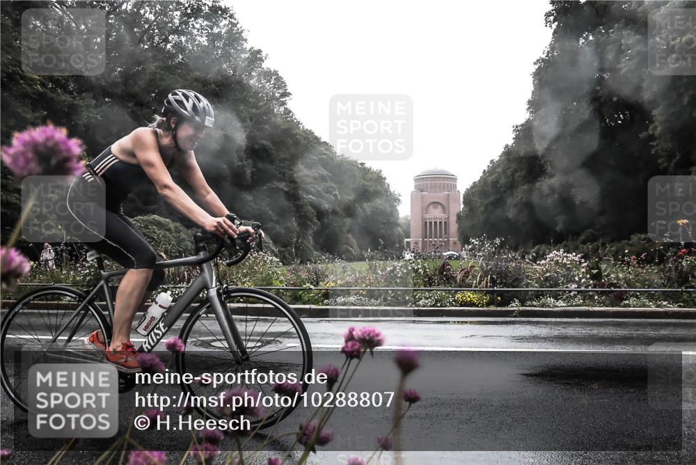 13.09.2026 - Stadtparktriathlon H.Heesch http://msf.ph/oto/10288807 13.09.2026 12:49:02 Radfahren 1069, 1099, 1116, 1131, 1205, 1234, 1263 meine-sportfotos.de