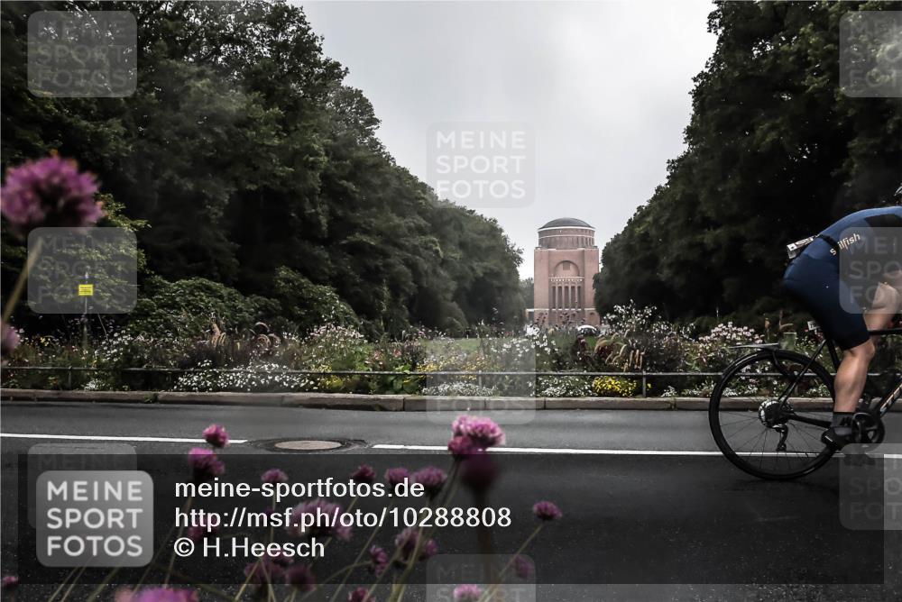 13.09.2026 - Stadtparktriathlon H.Heesch http://msf.ph/oto/10288808 13.09.2026 11:37:43 Radfahren 790, 824, 853, 903 meine-sportfotos.de