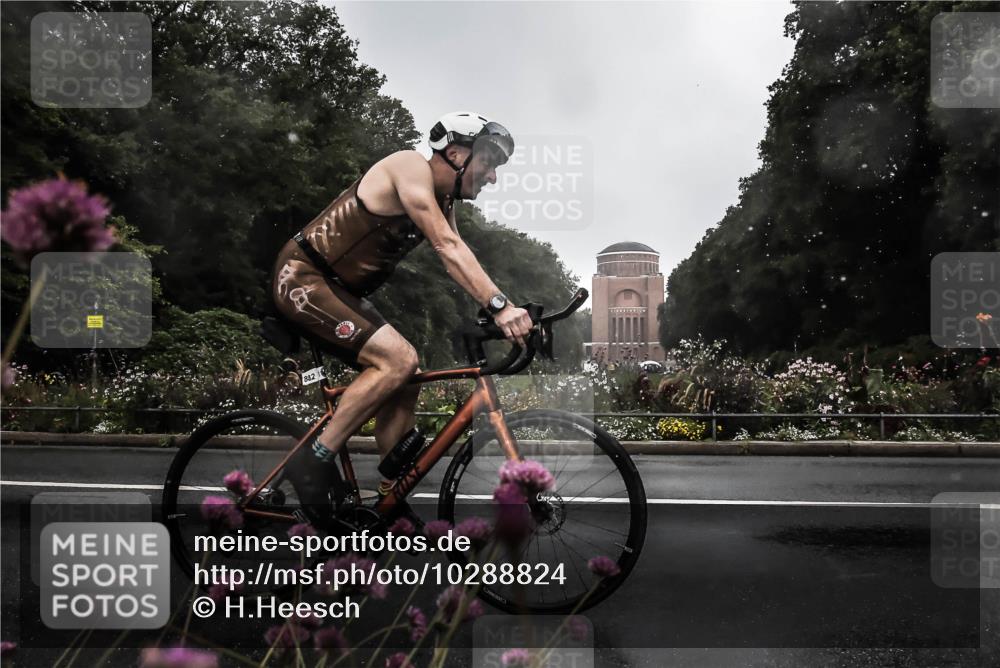 13.09.2026 - Stadtparktriathlon H.Heesch http://msf.ph/oto/10288824 13.09.2026 11:38:16 Radfahren 871, 877, 882, 895, 946 meine-sportfotos.de