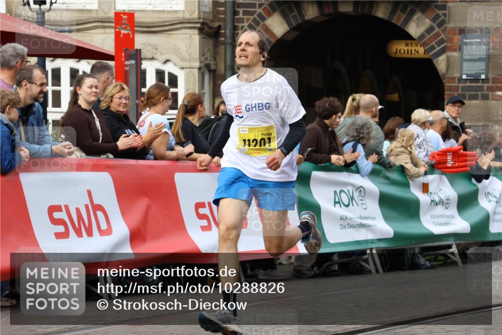 13.09.2026 - 21. swb-Marathon Bremen Strokosch-Dieckow http://msf.ph/oto/10288826 13.09.2026 10:41:16 Ziel 10575, 11201, 11903, 12209, 12477, 11944, 12442, 13520 meine-sportfotos.de