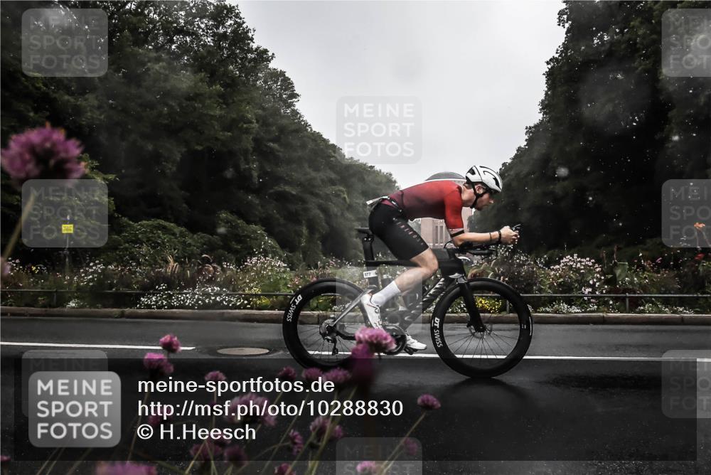 13.09.2026 - Stadtparktriathlon H.Heesch http://msf.ph/oto/10288830 13.09.2026 11:38:16 Radfahren 871, 877, 882, 895, 946 meine-sportfotos.de