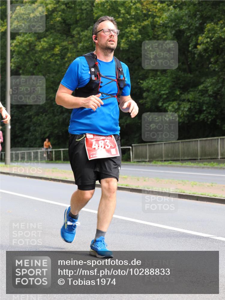 13.09.2026 - 21. swb-Marathon Bremen TobiasT http://msf.ph/oto/10288833 13.09.2026 12:26:16 Laufen 4, 83 meine-sportfotos.de