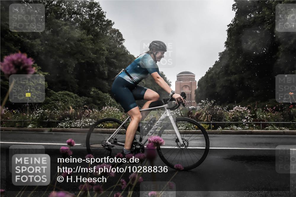 13.09.2026 - Stadtparktriathlon H.Heesch http://msf.ph/oto/10288836 13.09.2026 11:38:23 Radfahren 589, 745, 874, 895 meine-sportfotos.de