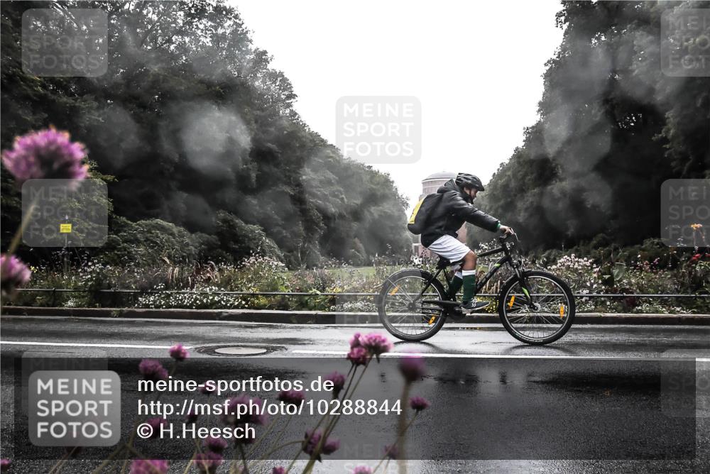 13.09.2026 - Stadtparktriathlon H.Heesch http://msf.ph/oto/10288844 13.09.2026 12:49:16 Radfahren 1253 meine-sportfotos.de