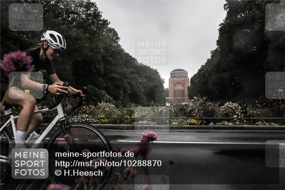 13.09.2026 - Stadtparktriathlon H.Heesch http://msf.ph/oto/10288870 13.09.2026 11:38:50 Radfahren 776, 893, 905 meine-sportfotos.de
