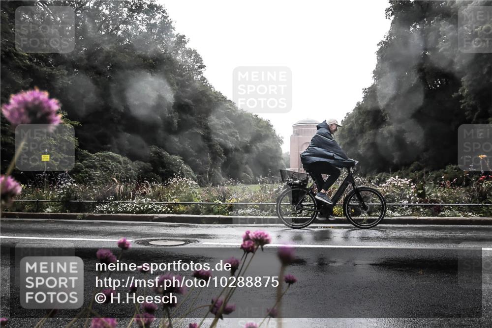 13.09.2026 - Stadtparktriathlon H.Heesch http://msf.ph/oto/10288875 13.09.2026 12:49:28 Radfahren 1151 meine-sportfotos.de