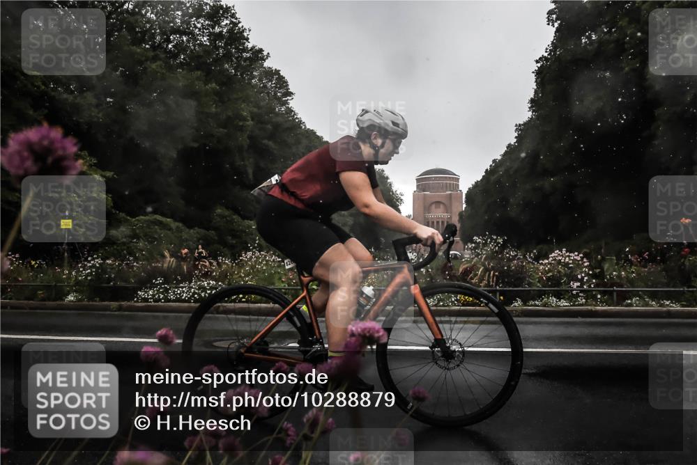 13.09.2026 - Stadtparktriathlon H.Heesch http://msf.ph/oto/10288879 13.09.2026 11:38:54 Radfahren 740, 826, 835, 893, 905 meine-sportfotos.de