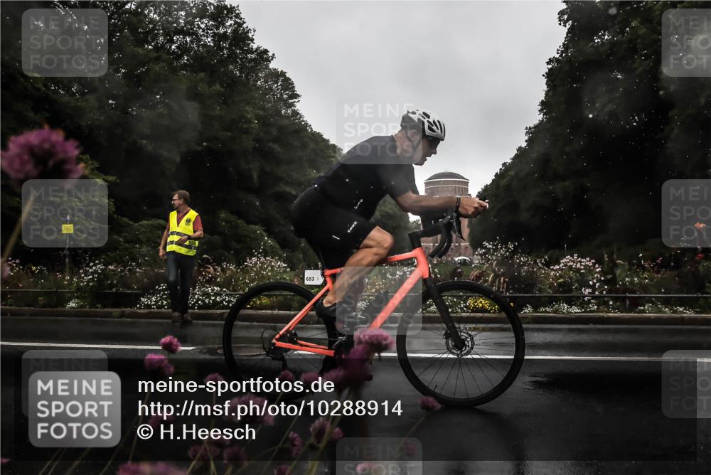 13.09.2026 - Stadtparktriathlon H.Heesch http://msf.ph/oto/10288914 13.09.2026 11:39:24 Radfahren 653, 859, 865, 870 meine-sportfotos.de