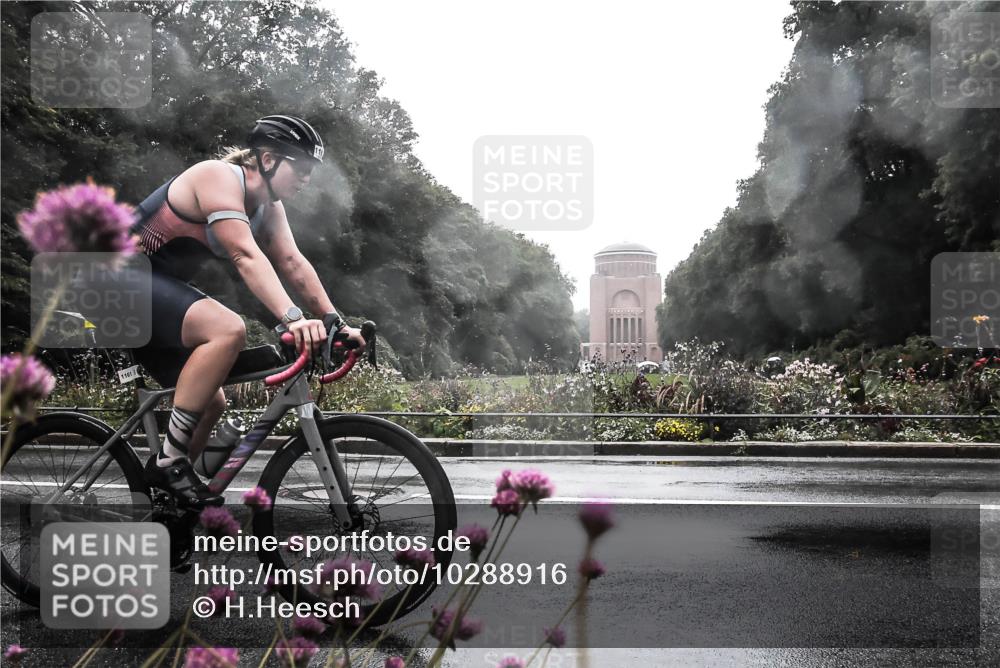 13.09.2026 - Stadtparktriathlon H.Heesch http://msf.ph/oto/10288916 13.09.2026 12:49:43 Radfahren 1161, 1281 meine-sportfotos.de
