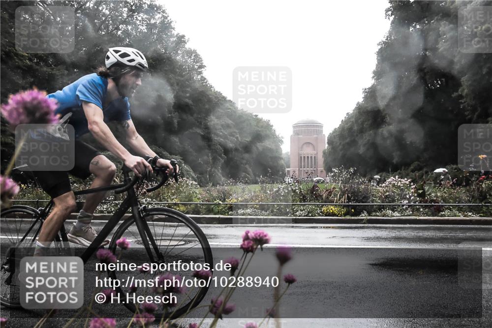 13.09.2026 - Stadtparktriathlon H.Heesch http://msf.ph/oto/10288940 13.09.2026 12:50:00 Radfahren 1089, 1177, 1210, 1300 meine-sportfotos.de