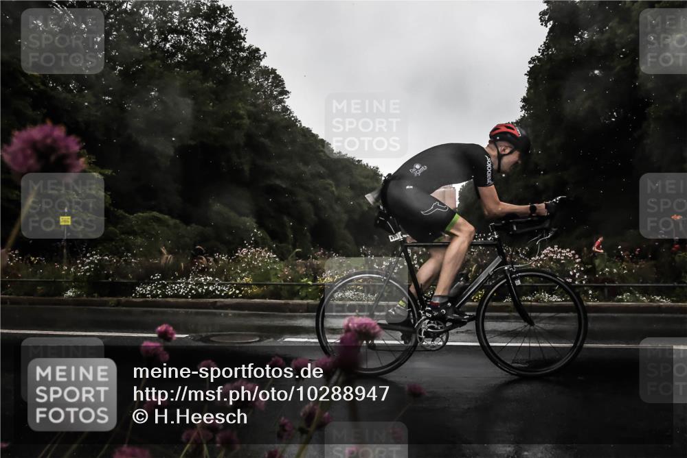 13.09.2026 - Stadtparktriathlon H.Heesch http://msf.ph/oto/10288947 13.09.2026 11:39:44 Radfahren 618, 636, 838, 858, 869, 873 meine-sportfotos.de