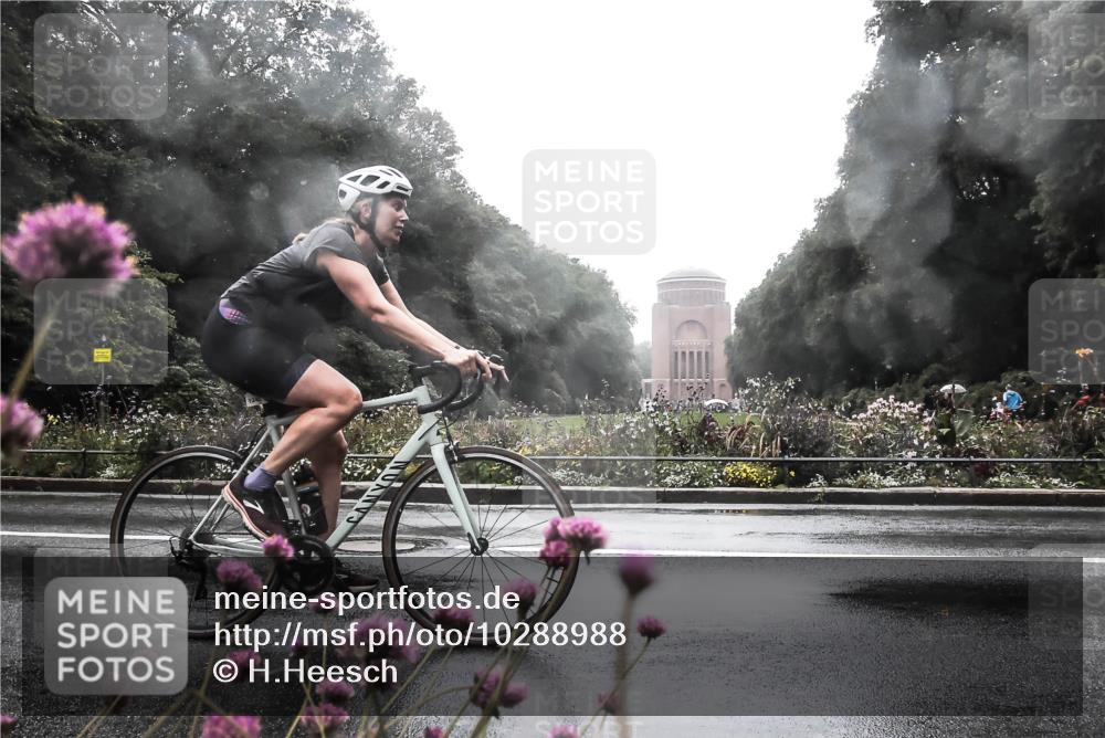 13.09.2026 - Stadtparktriathlon H.Heesch http://msf.ph/oto/10288988 13.09.2026 12:50:20 Radfahren 1080, 1094, 1144, 1249, 1264, 1306 meine-sportfotos.de