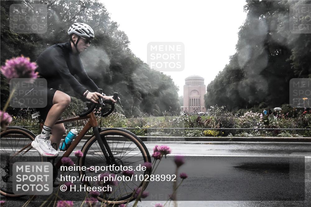 13.09.2026 - Stadtparktriathlon H.Heesch http://msf.ph/oto/10288992 13.09.2026 12:50:23 Radfahren 1080, 1094, 1144, 1150, 1249 meine-sportfotos.de
