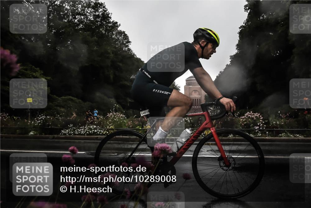 13.09.2026 - Stadtparktriathlon H.Heesch http://msf.ph/oto/10289008 13.09.2026 11:40:10 Radfahren 736, 774, 779, 787, 884, 948 meine-sportfotos.de