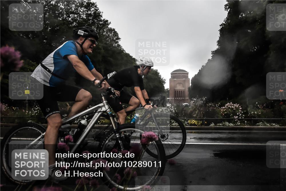 13.09.2026 - Stadtparktriathlon H.Heesch http://msf.ph/oto/10289011 13.09.2026 11:40:12 Radfahren 736, 774, 779, 863, 884, 948 meine-sportfotos.de