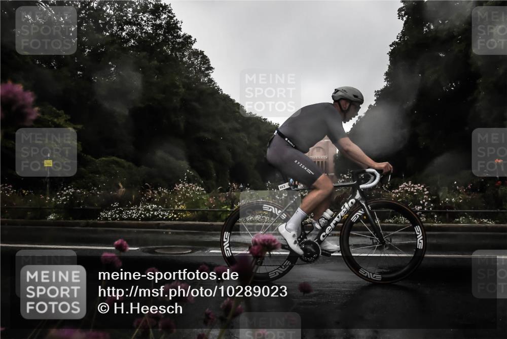 13.09.2026 - Stadtparktriathlon H.Heesch http://msf.ph/oto/10289023 13.09.2026 11:40:16 Radfahren 736, 774, 801, 807, 863, 884 meine-sportfotos.de