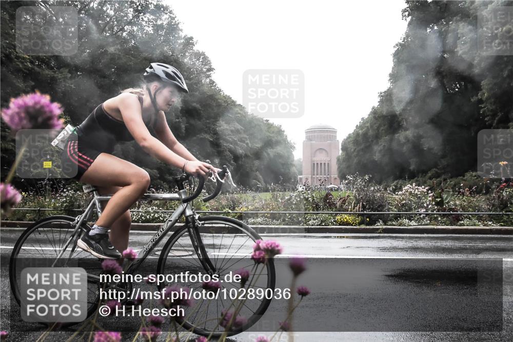 13.09.2026 - Stadtparktriathlon H.Heesch http://msf.ph/oto/10289036 13.09.2026 12:50:58 Radfahren 1096, 1143, 1168 meine-sportfotos.de