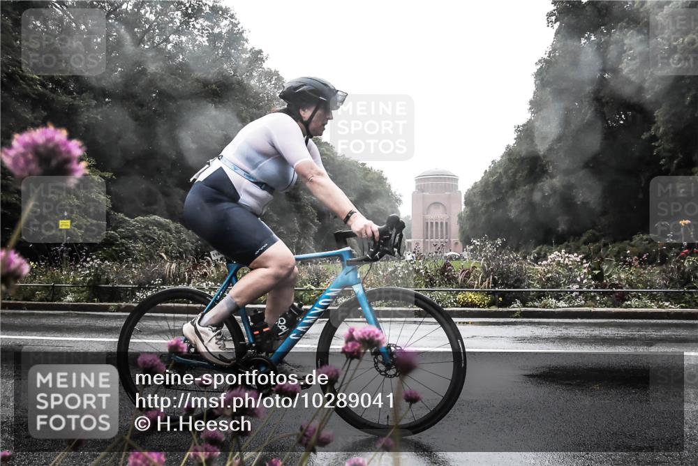13.09.2026 - Stadtparktriathlon H.Heesch http://msf.ph/oto/10289041 13.09.2026 12:51:00 Radfahren 1096, 1139, 1143, 1168, 1219 meine-sportfotos.de