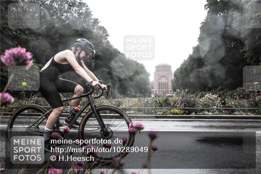 13.09.2026 - Stadtparktriathlon H.Heesch http://msf.ph/oto/10289049 13.09.2026 12:51:04 Radfahren 1097, 1113, 1139, 1141, 1167, 1216, 1219 meine-sportfotos.de